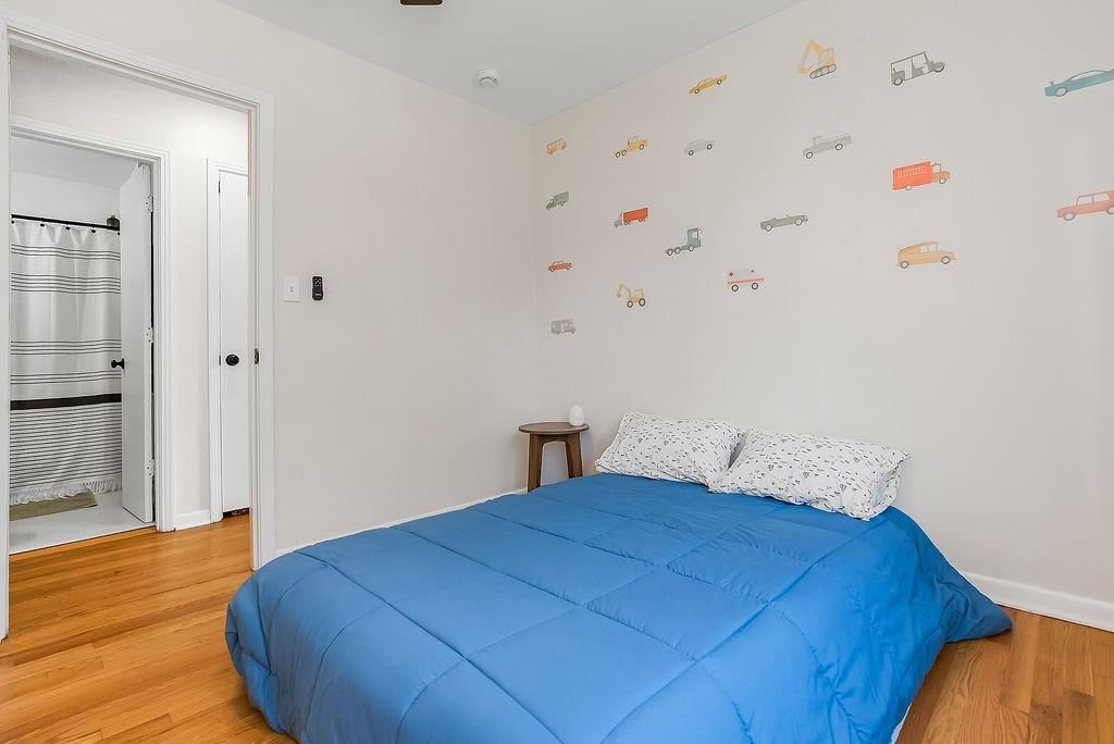 5812 W 101st Terrace — photo 20