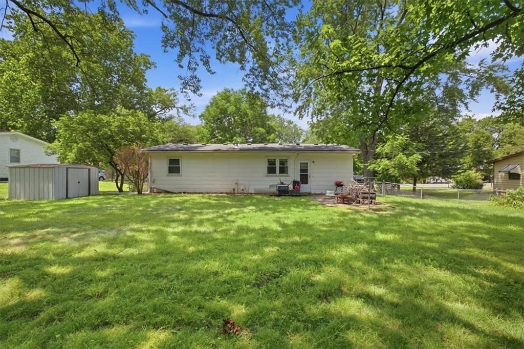 3133 Iowa Street — photo 14