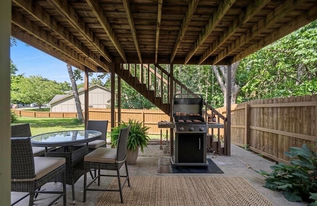 8517 NW 81st Terrace — photo 33