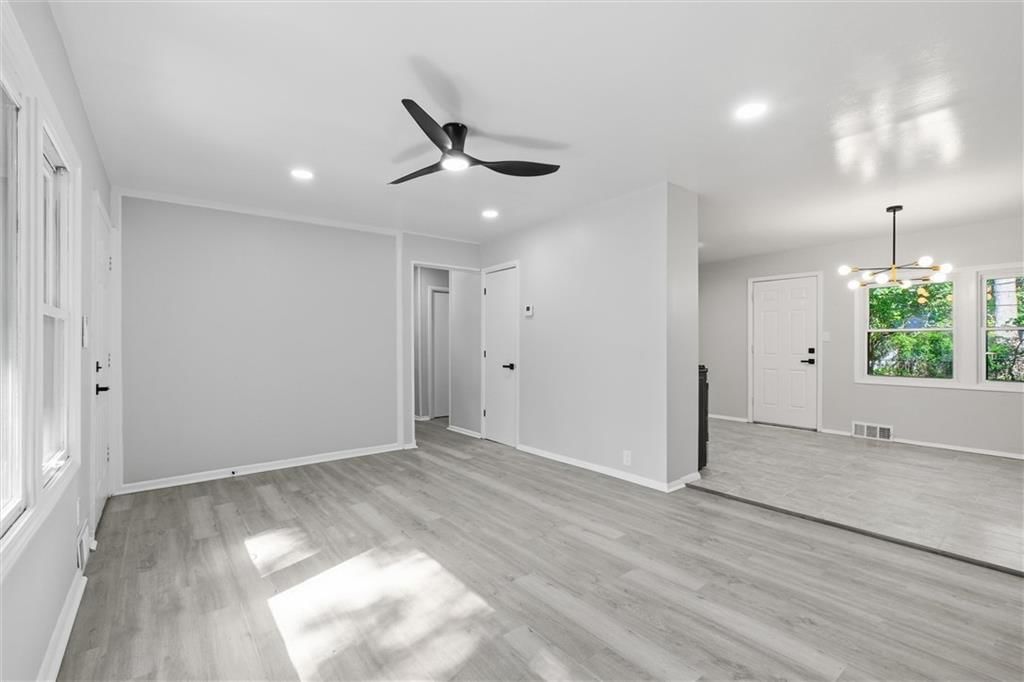 11406 Oakland Avenue — photo 10