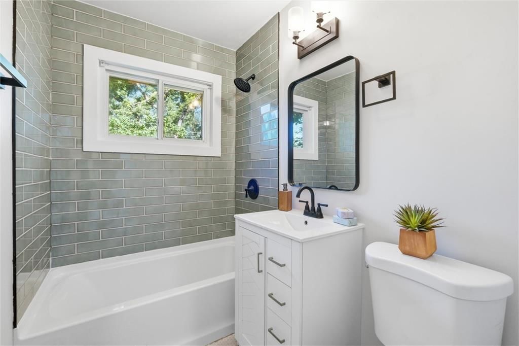11406 Oakland Avenue — photo 13