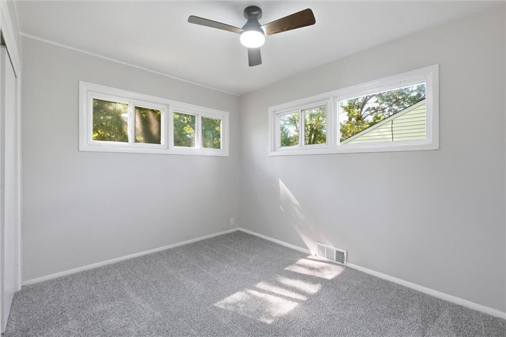 11406 Oakland Avenue — photo 16