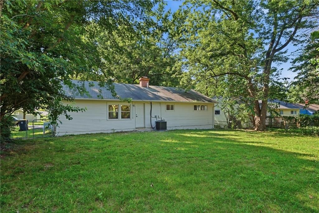 11406 Oakland Avenue — photo 22