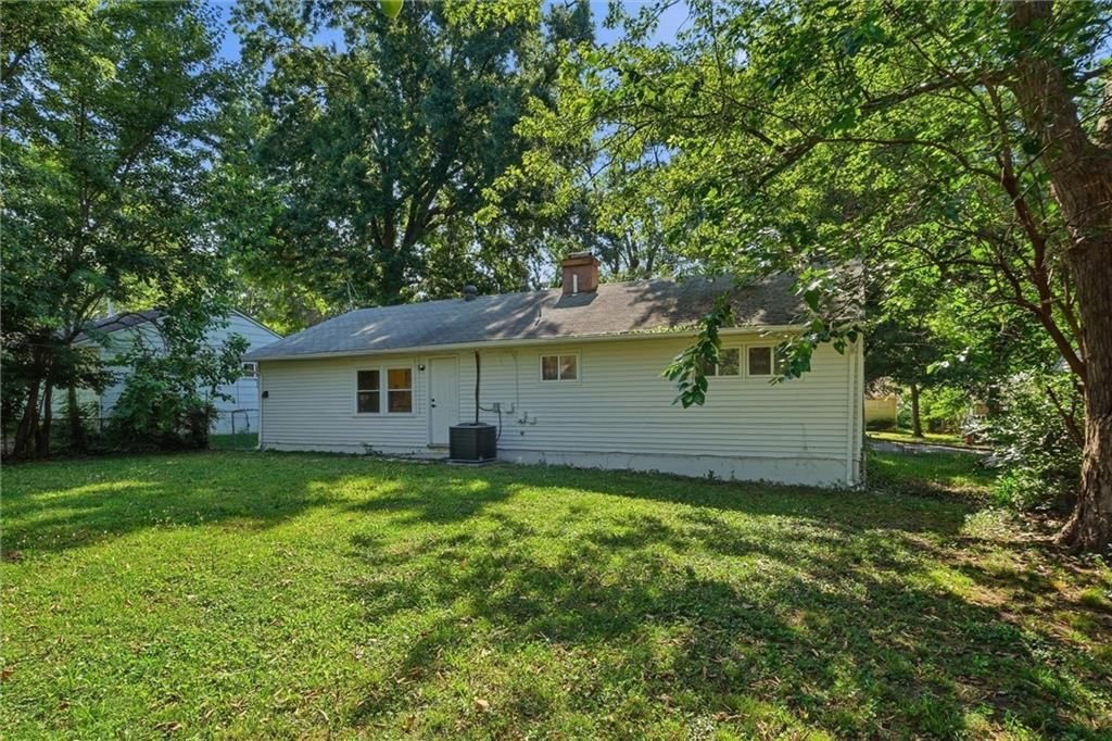 11406 Oakland Avenue — photo 24