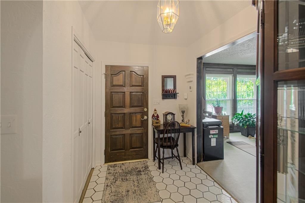 7600 N Park Avenue — photo 5