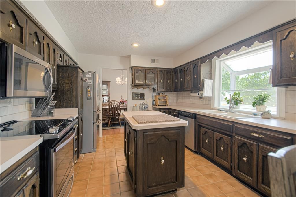 7600 N Park Avenue — photo 13