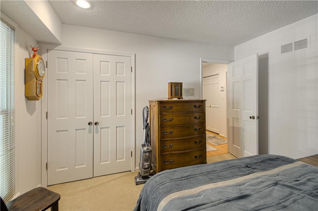 7600 N Park Avenue — photo 23