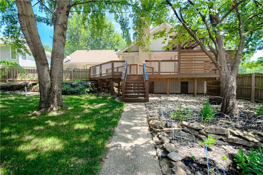 7600 N Park Avenue — photo 39