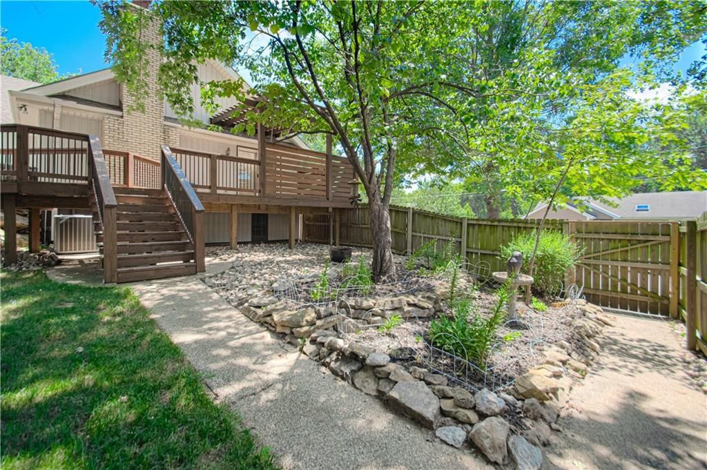 7600 N Park Avenue — photo 41