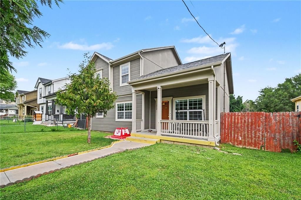 1210 Barnett Avenue — photo 2