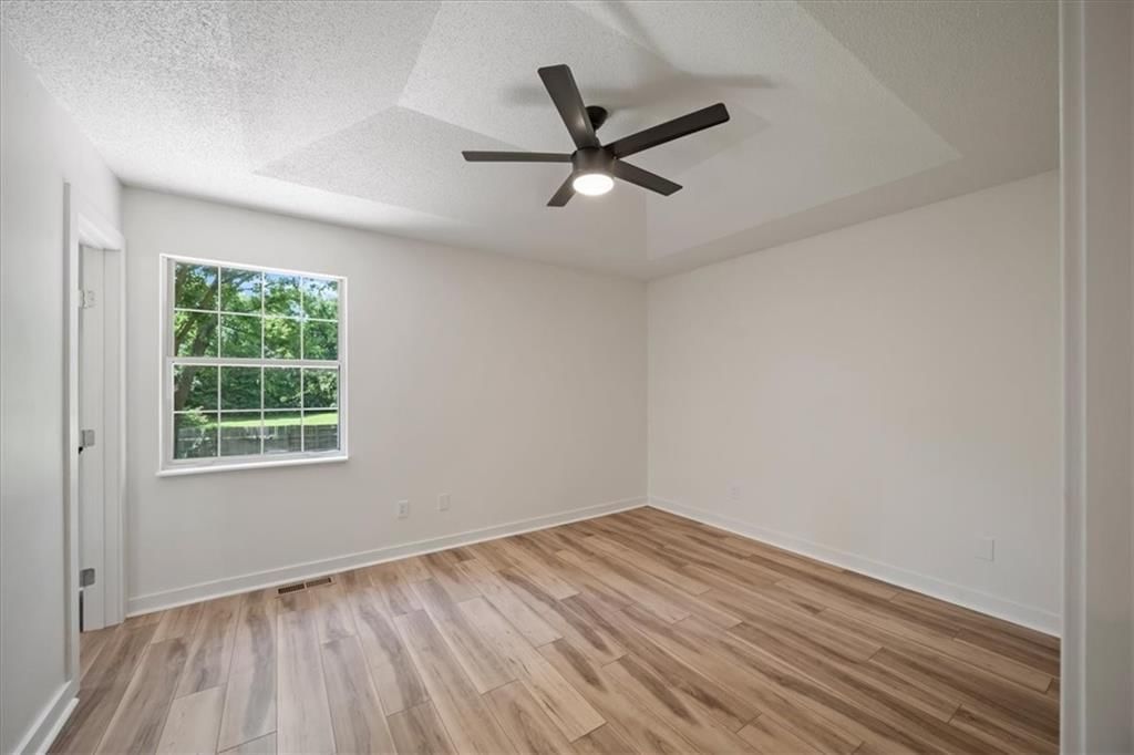 318 SE Bent Tree Drive — photo 7