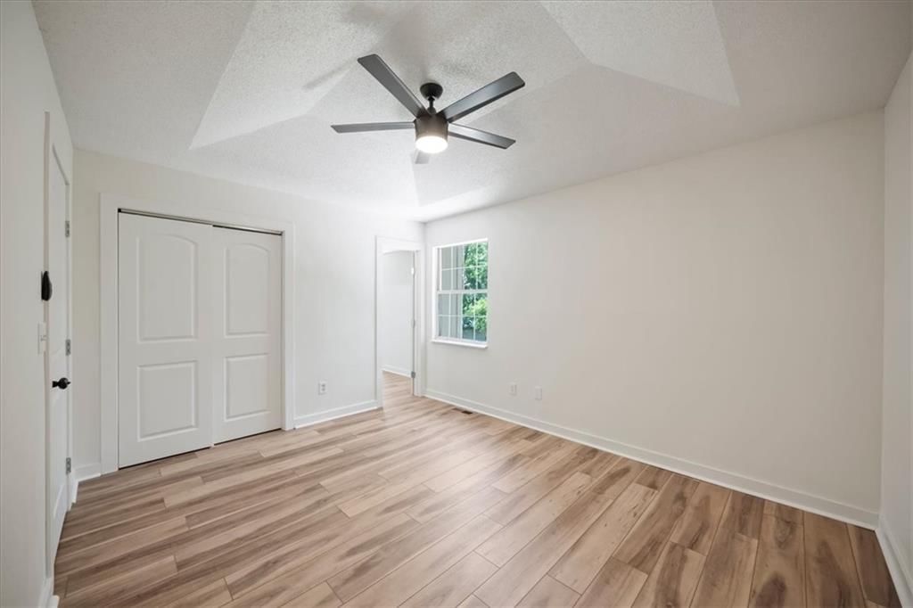 318 SE Bent Tree Drive — photo 8