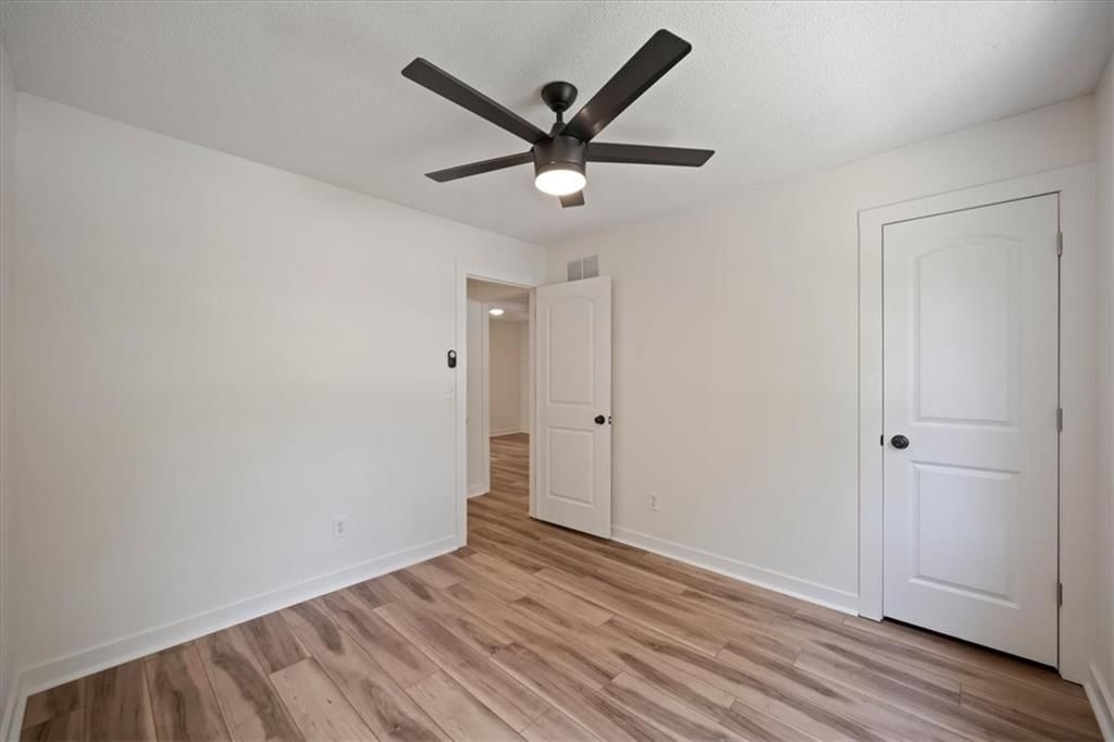 318 SE Bent Tree Drive — photo 11
