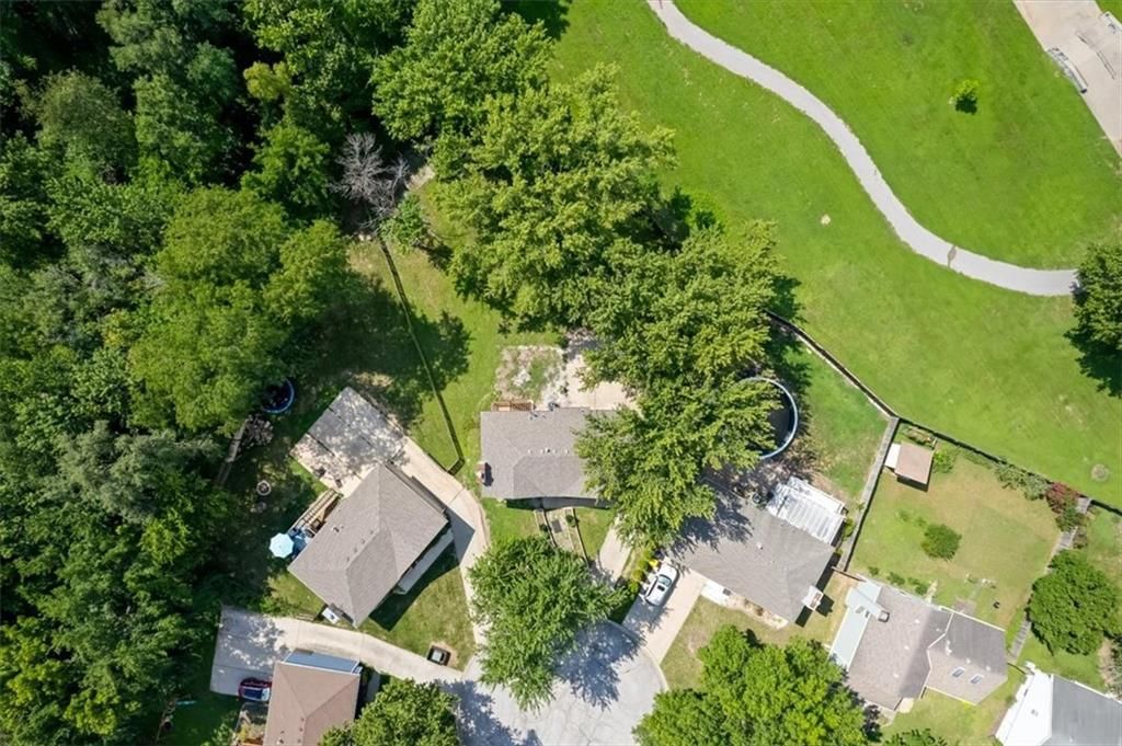 318 SE Bent Tree Drive — photo 21