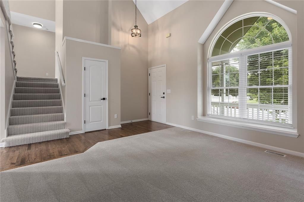 8009 NE 112th Street — photo 5