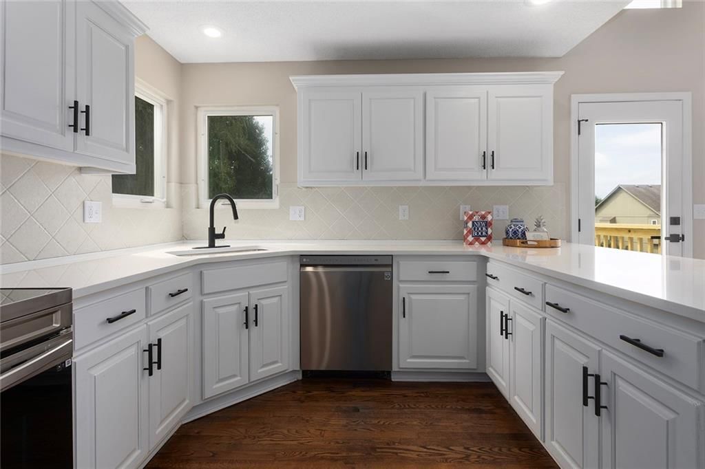 8009 NE 112th Street — photo 11