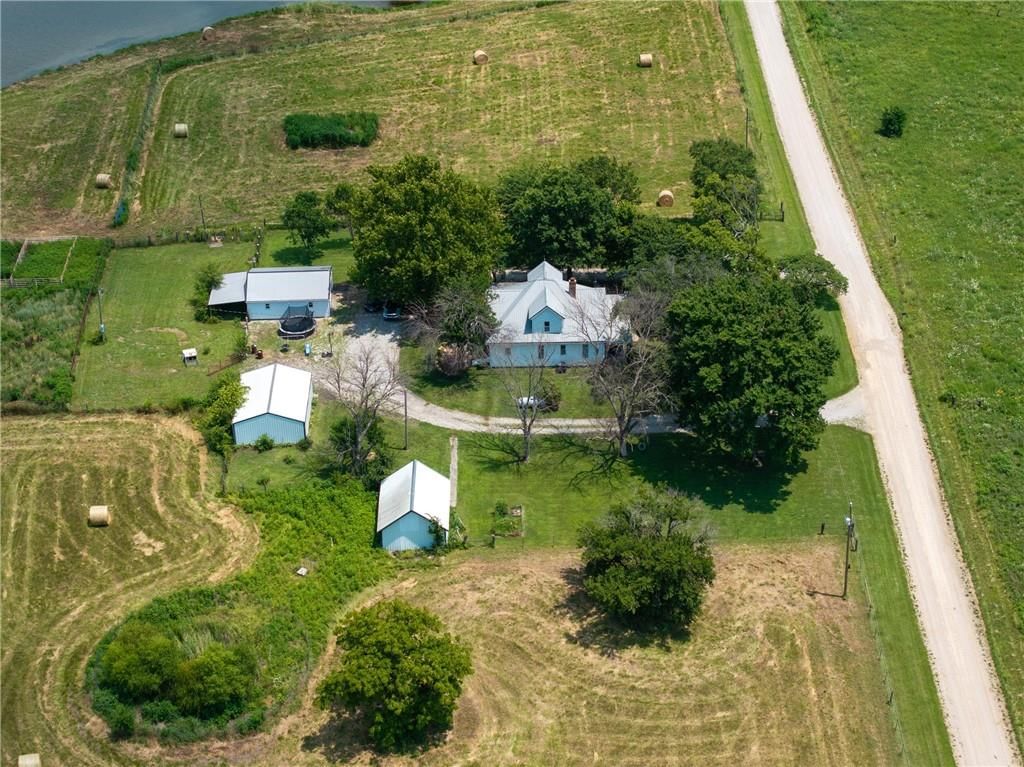 835 NW 950 Road — photo 39