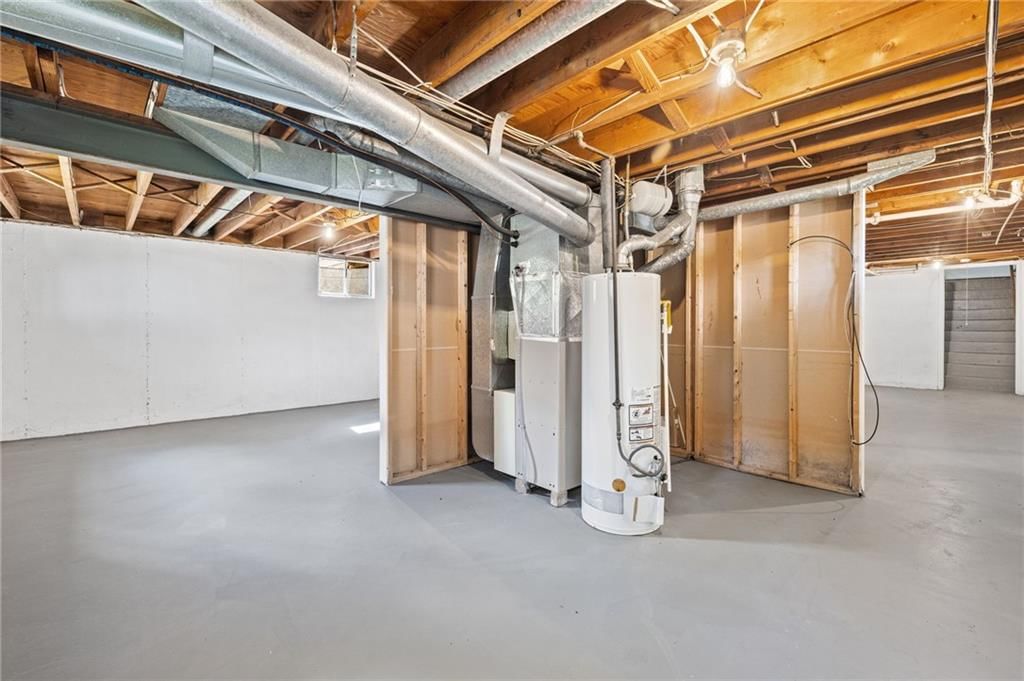 5327 Maple Street — photo 35