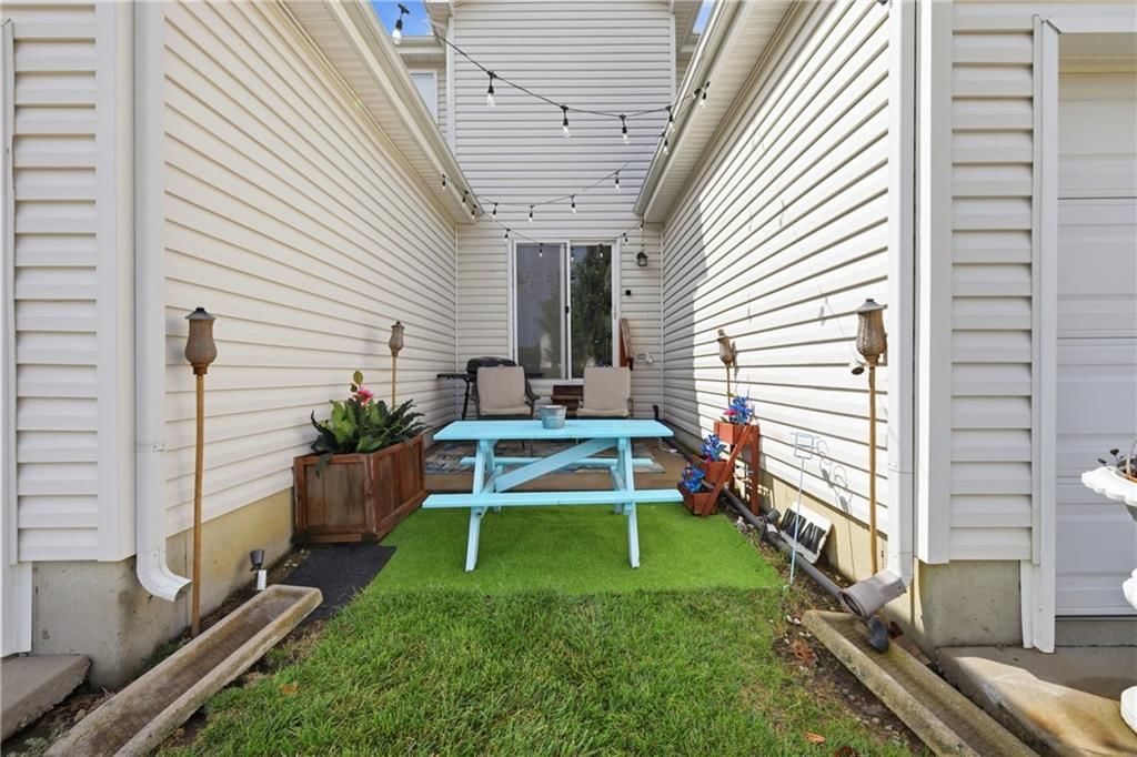 3496 SW Wysteria Terrace — photo 17