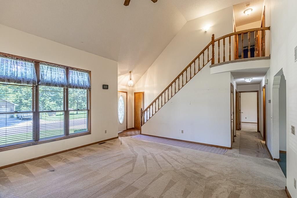 605 Judith Street — photo 8
