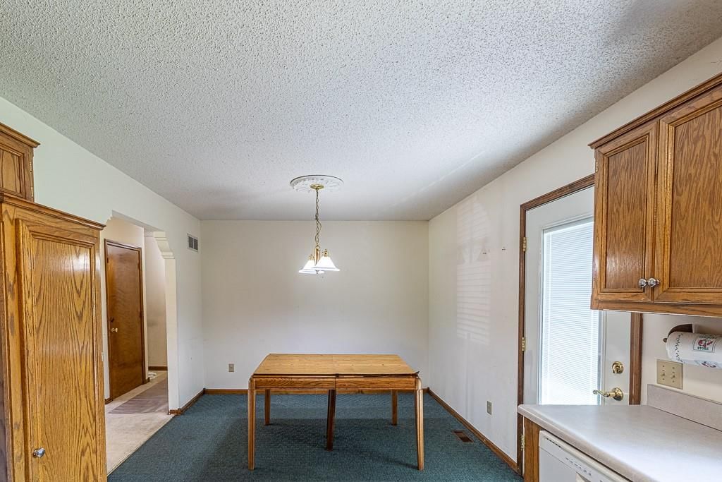 605 Judith Street — photo 13