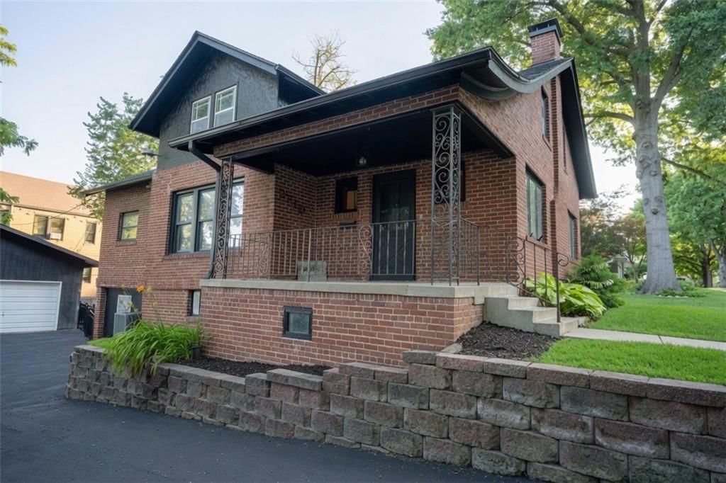2710 Fairleigh Terrace — photo 2