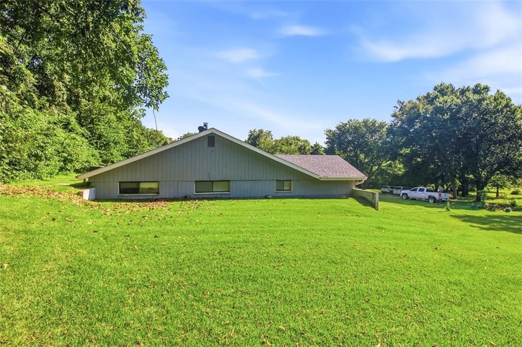 8314 S Corn Road — photo 33