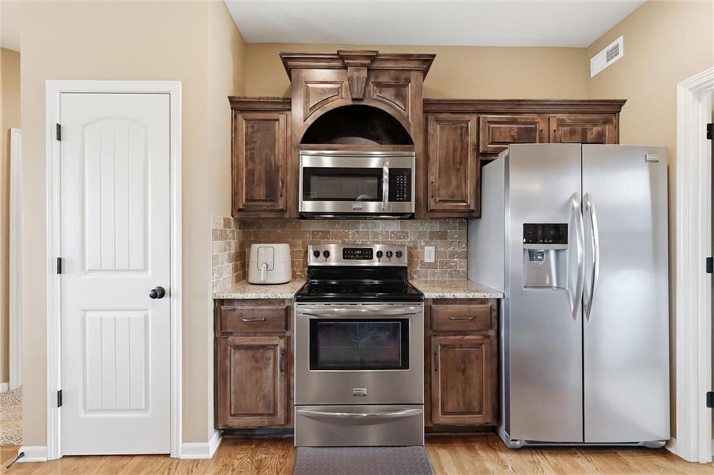 10019 N Lister Avenue — photo 13