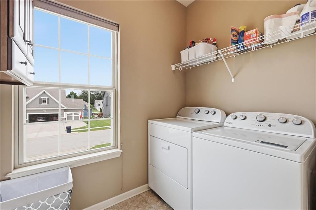 10019 N Lister Avenue — photo 30