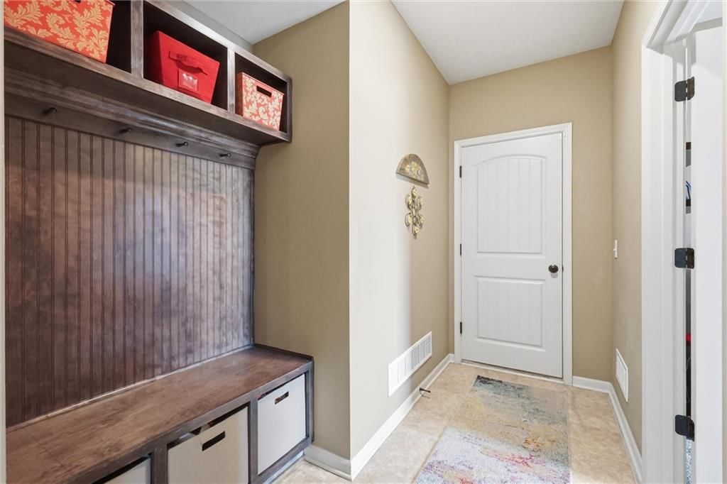 10019 N Lister Avenue — photo 31