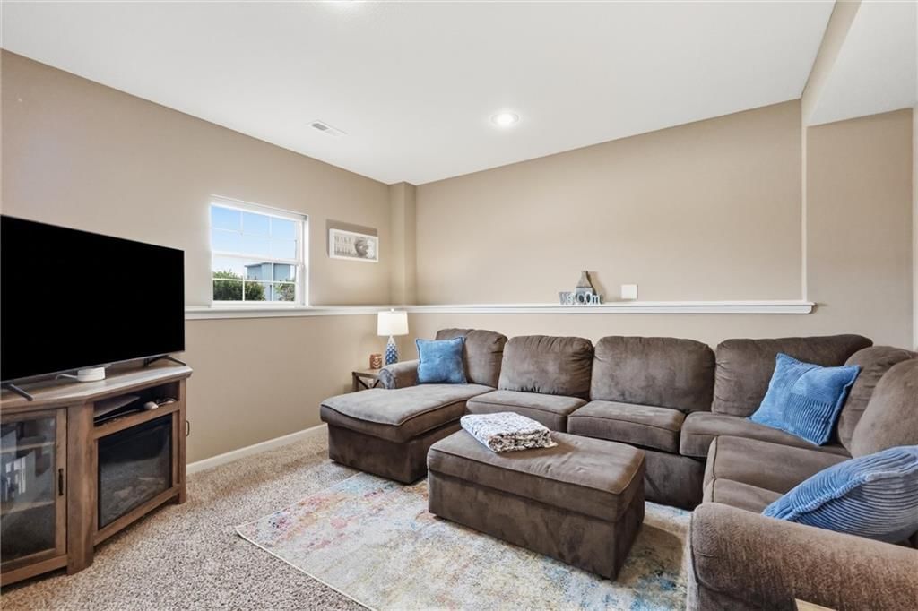 10019 N Lister Avenue — photo 32