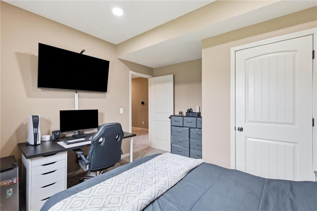 10019 N Lister Avenue — photo 35