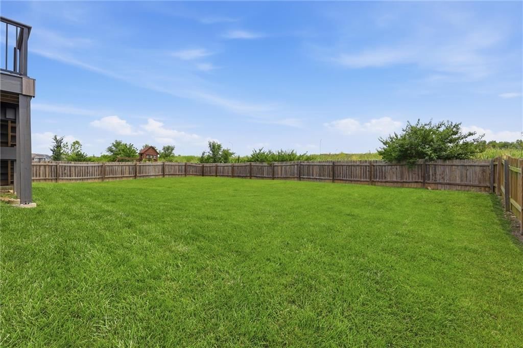 10019 N Lister Avenue — photo 41