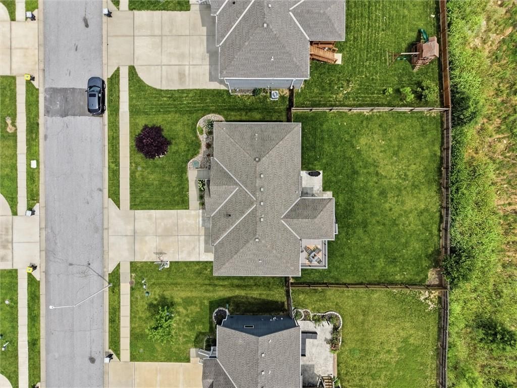10019 N Lister Avenue — photo 49