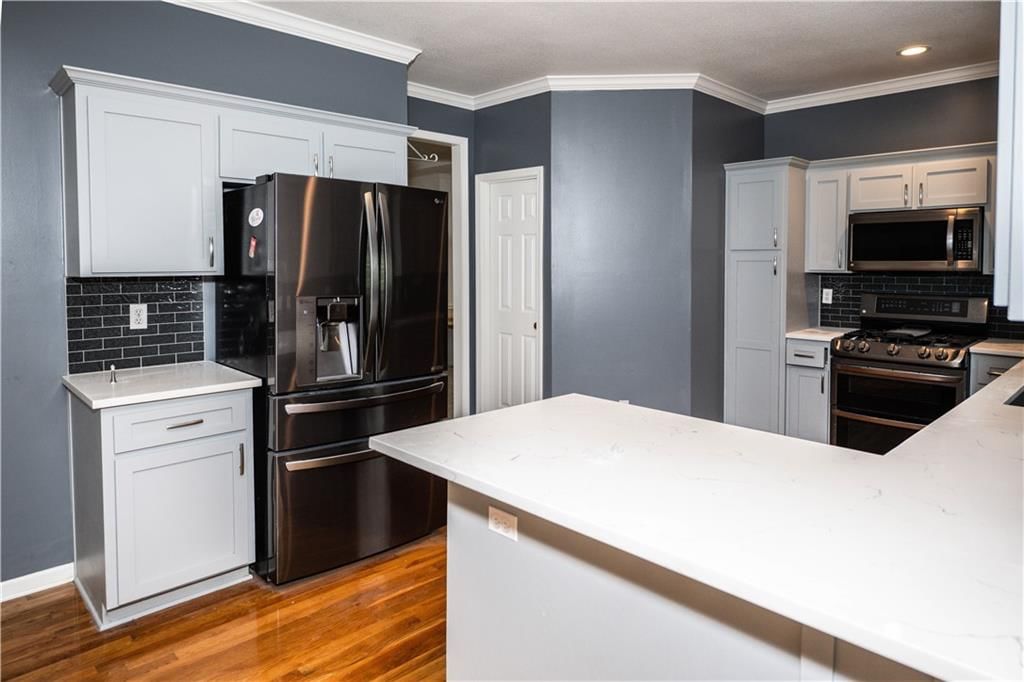 15160 W 153rd Terrace — photo 8