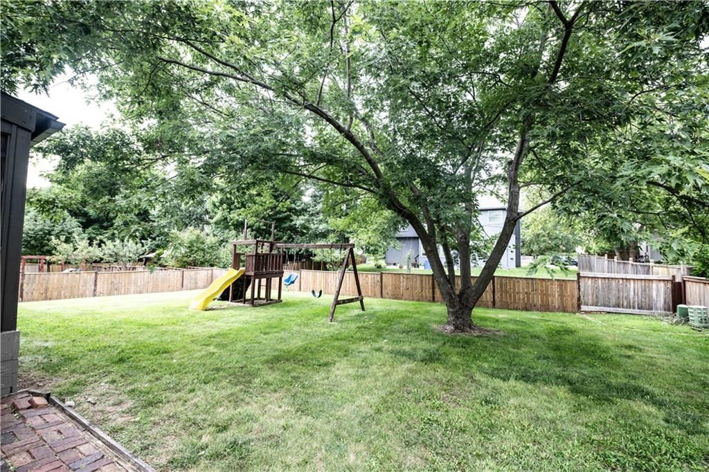 15160 W 153rd Terrace — photo 33