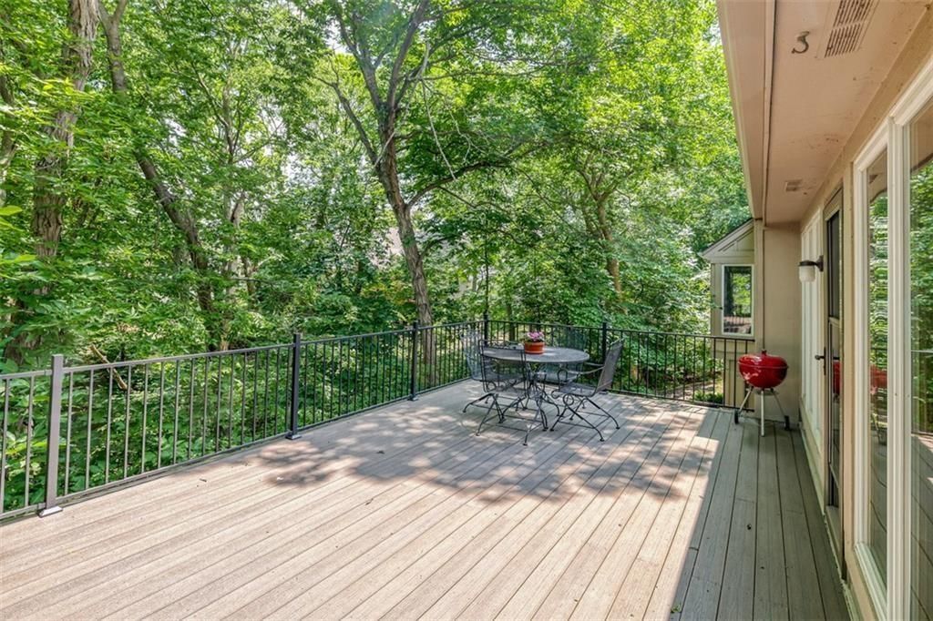 12613 Walmer Street — photo 4