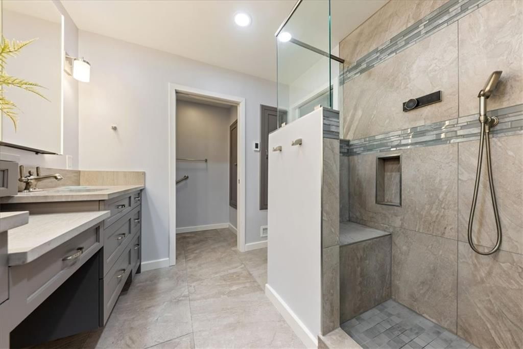 12613 Walmer Street — photo 20