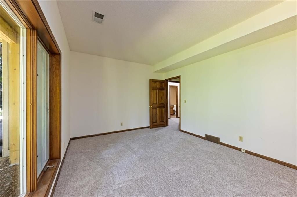 12613 Walmer Street — photo 28