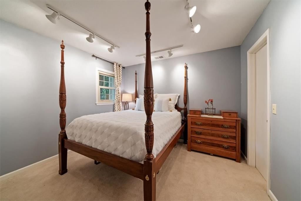 8262 W 117th Street — photo 23