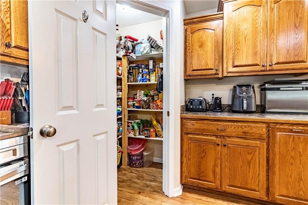 310 Marilyn Avenue — photo 16