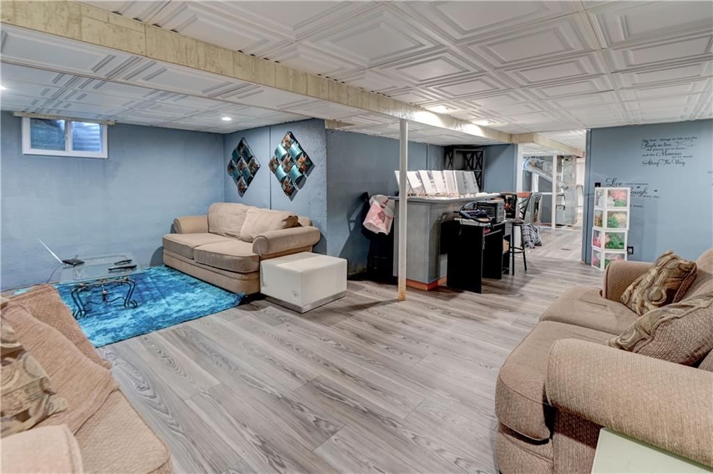 8809 E 109TH Terrace — photo 30