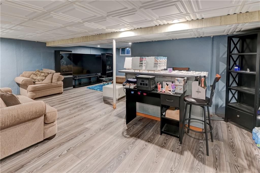 8809 E 109TH Terrace — photo 33