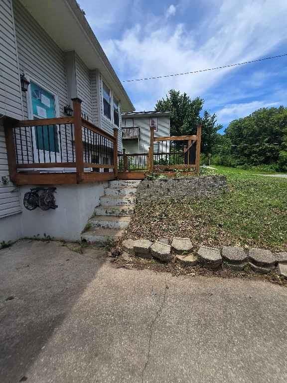108 S 11th Street — photo 37