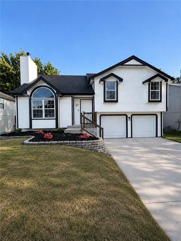 10624 N Wallace Avenue — photo 1