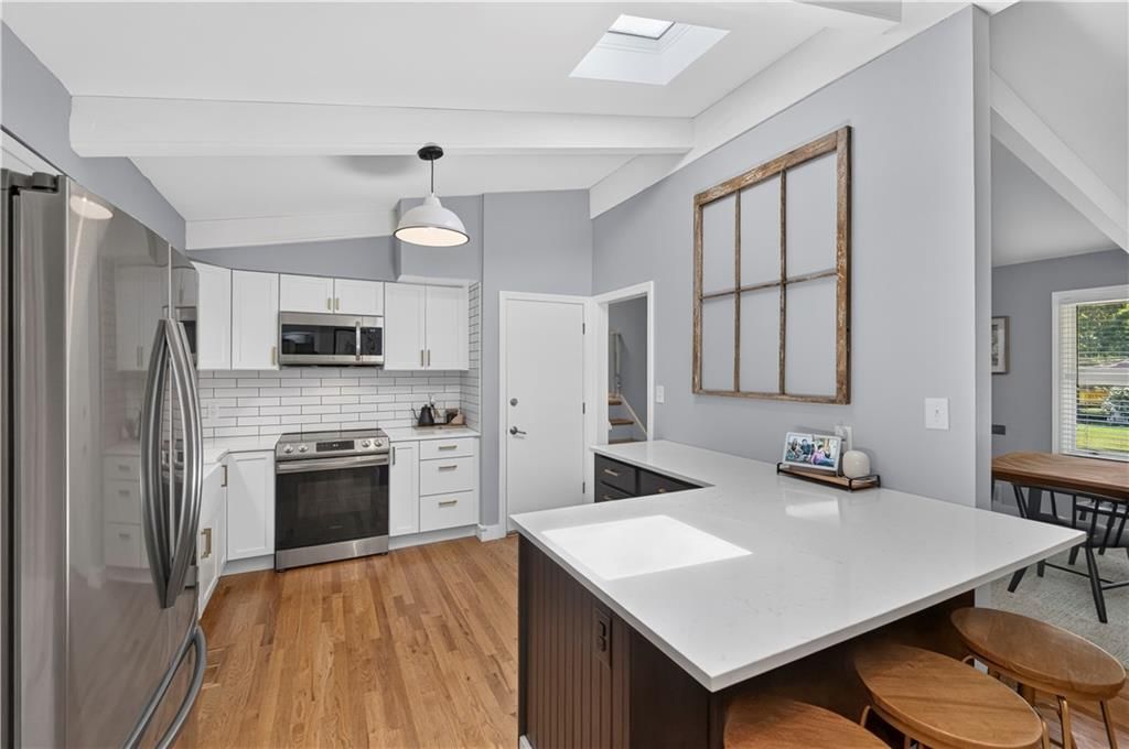 7927 Windsor Street — photo 8