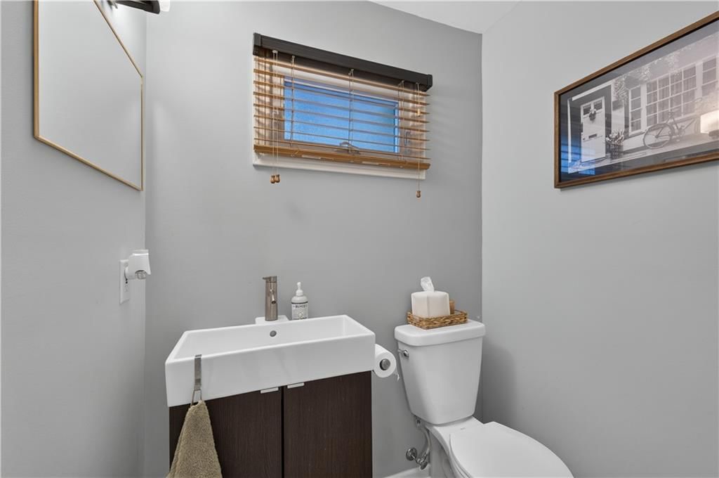 7927 Windsor Street — photo 16