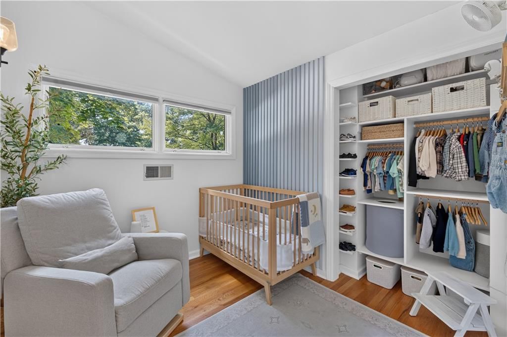 7927 Windsor Street — photo 17