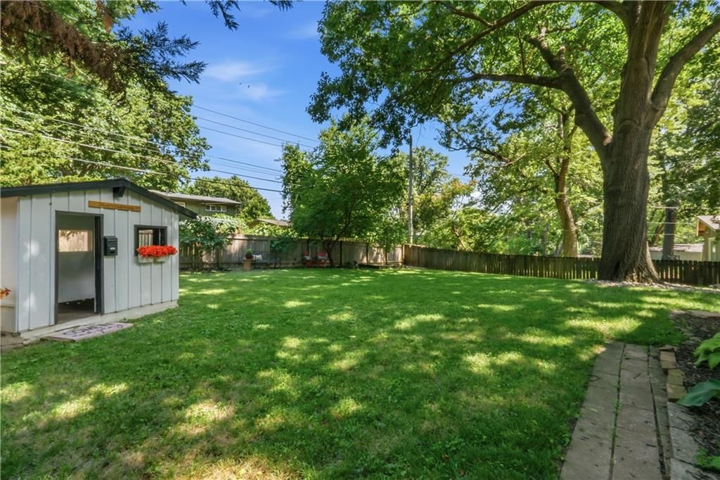 7927 Windsor Street — photo 25