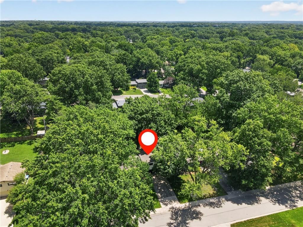7927 Windsor Street — photo 29